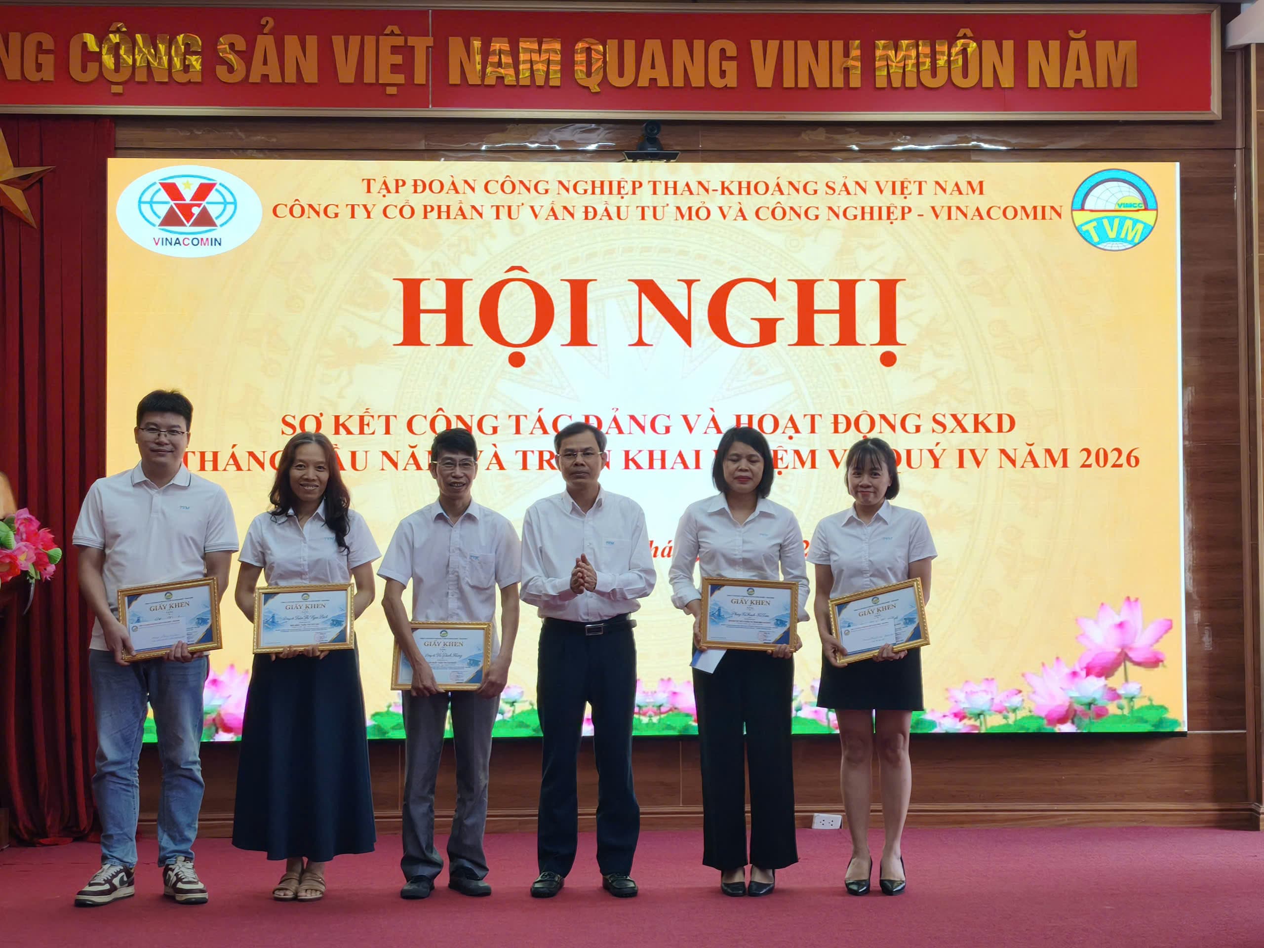 Sơ kết công tác Đảng và hoạt động sản xuất kinh doanh 9 tháng đầu năm 2026 tại Công ty cổ phần Tư vấn đầu tư mỏ và công nghiệp - Vinacomin